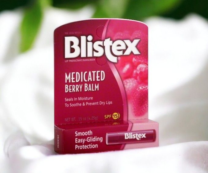 Blistex Medicated Berry Balm SPF 15 бальзам для губ ягодный, 4.25 г #1