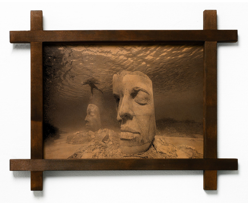 Картина "Музей подводных скульптур, Мехико", гравировка на натуральной коже, интерьерная для украшения #1