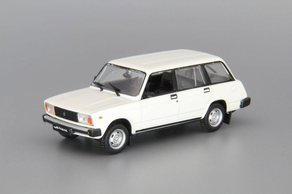 Коллекционная модель ВАЗ-2104 Жигули - белый в масштабе 1:43 подарок для мальчика  #1