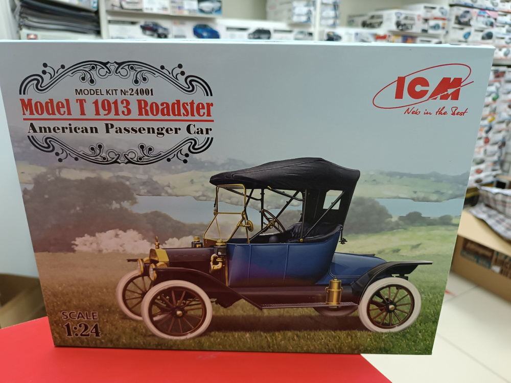 24001 Model T 1913 Roadster, Американский пассажирский автомобиль ICM 1:24 Сборная модель  #1