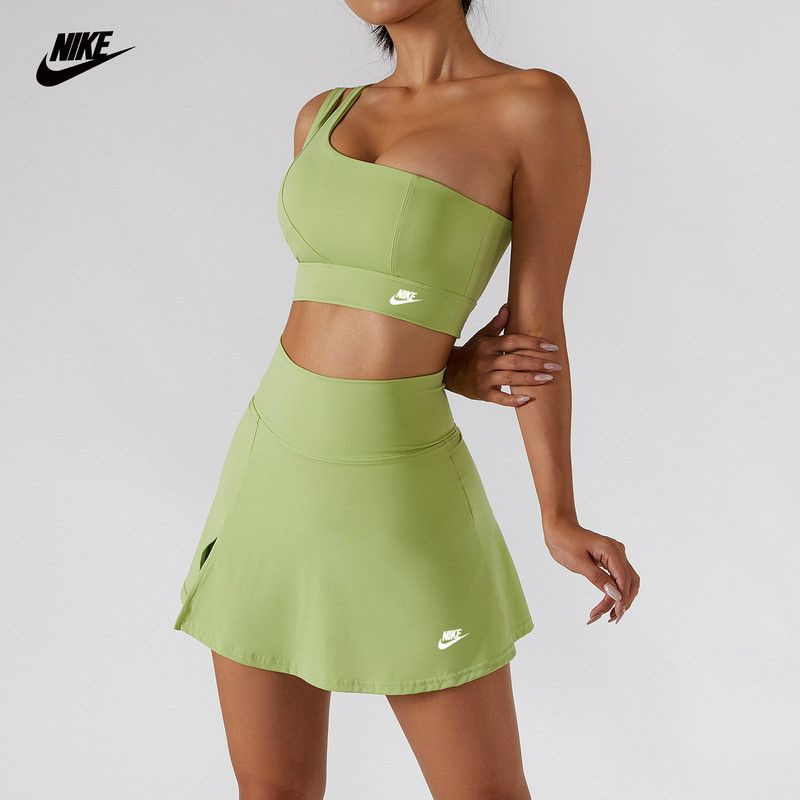 Платье Nike #1