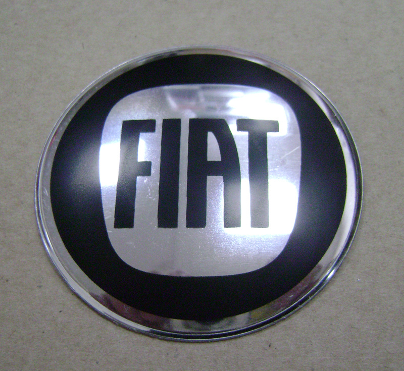 Наклейка "Fiat" (диаметр 50мм.) на автомобильные колпаки, диски, компл. 4шт.  #1