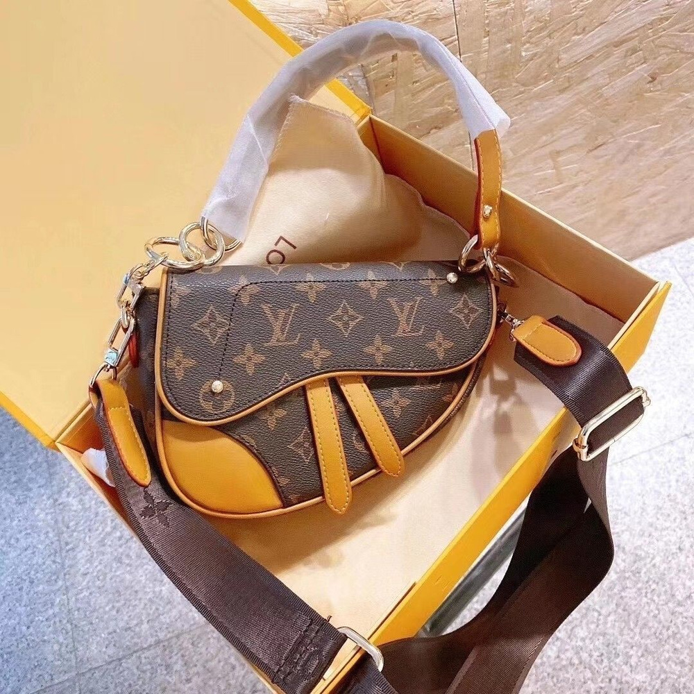 Louis Vuitton Сумка на плечо седло #1