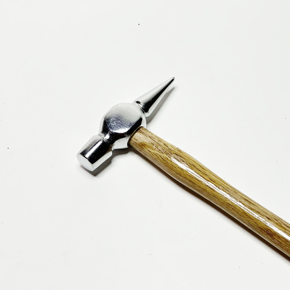Рихтовочный молоток с деревянной ручкой #1