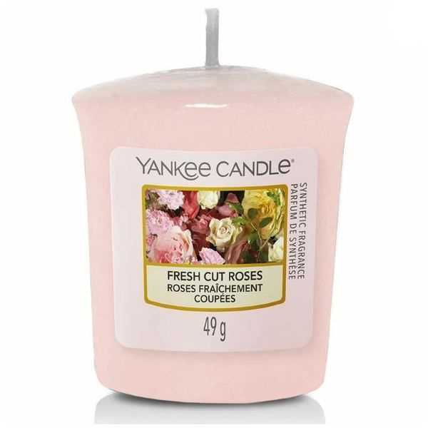 Yankee Candle Свеча ароматическая "Свежесрезанные розы", 6 см х 6 см, 1 шт  #1