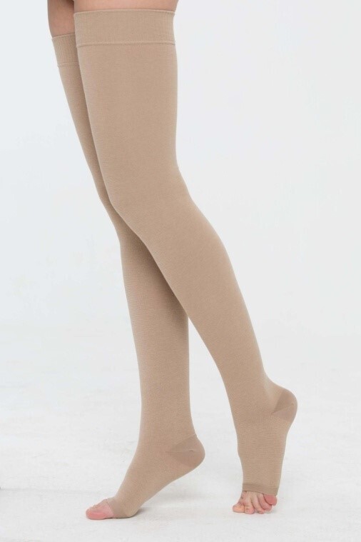 ЧулкикомпрессионныеЦентрКомпресскремовый,1класскомпрессии,1пара