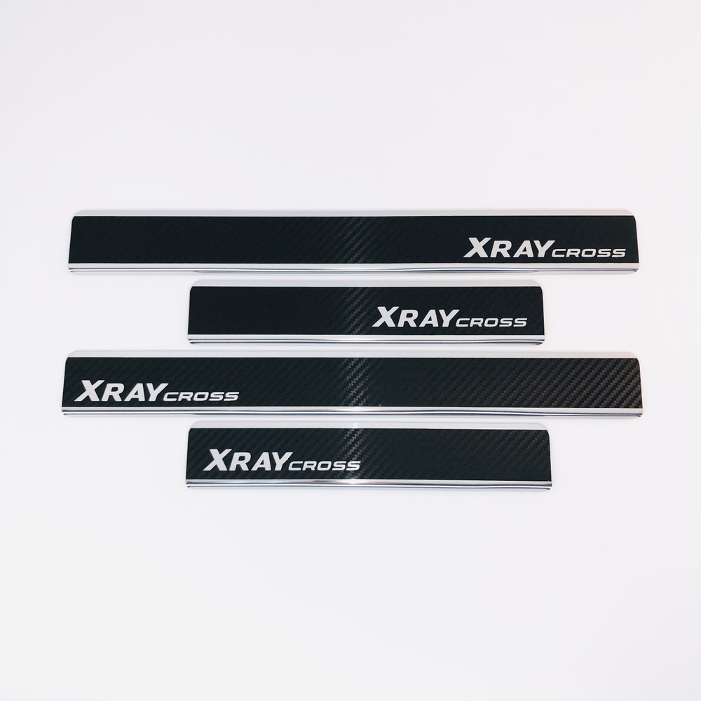Накладки на пороги Lada Xray Cross (Лада ИКС-РЕЙ Кросс) 2018-н.в. нерж.сталь + КАРБОН комплект 4 шт. #1