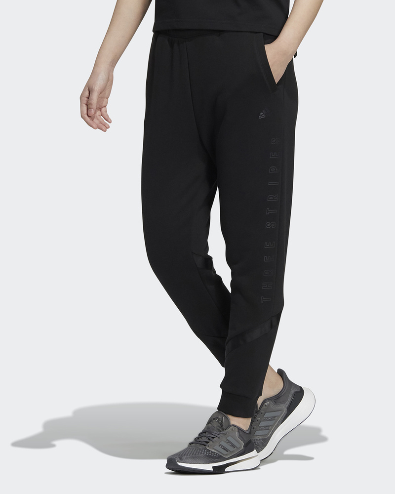 Брюки спортивные adidas Sportswear Wording Regular Fit Joggers #1