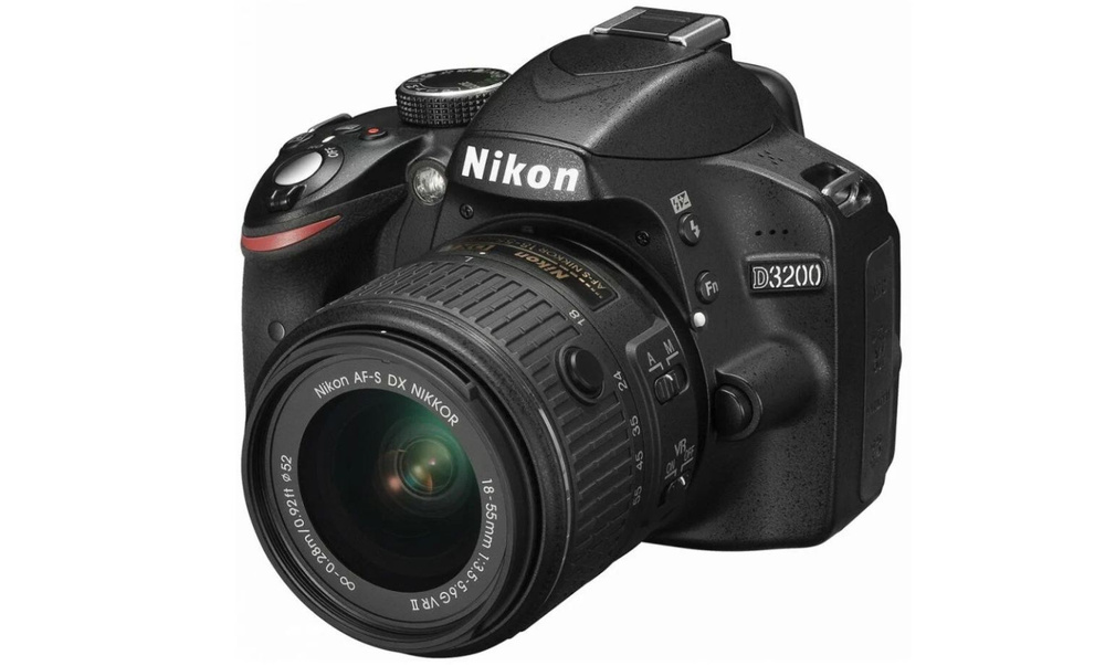 Зеркальный фотоаппарат Nikon D3200 Kit #1