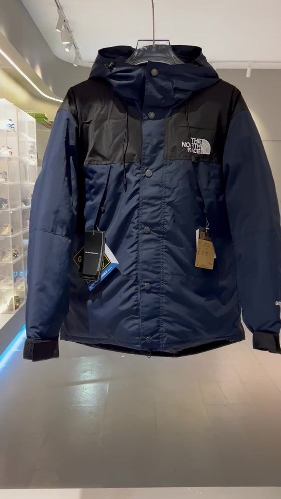 Пальто пуховое The North Face M 1996 Retro Nuptse Jacket #1