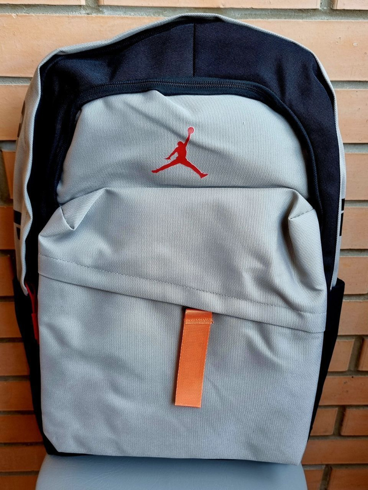 Рюкзак серый Nike Jordan для спорта и города, серый #1