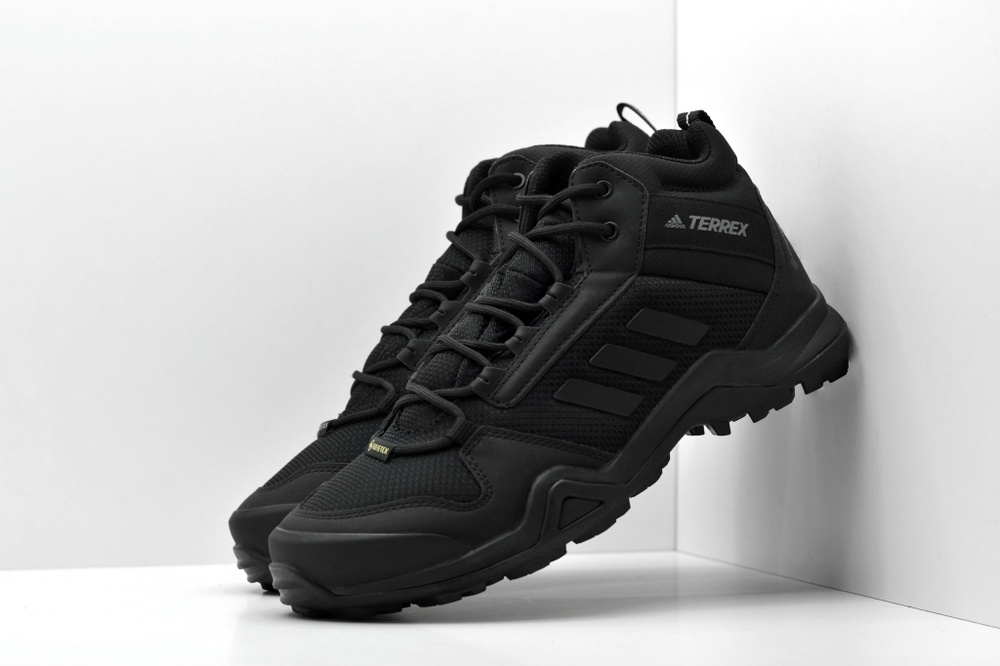 Кроссовки adidas TERREX AX3 MID GTX      #1