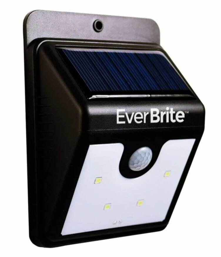 Фонарь настенный EverBrite на солнечных батареях #1