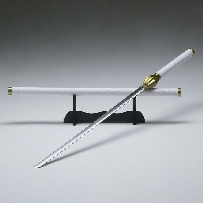 Сувенирное оружие "Катана Пачи" 100 см, белая с золотом, на подставке  #1