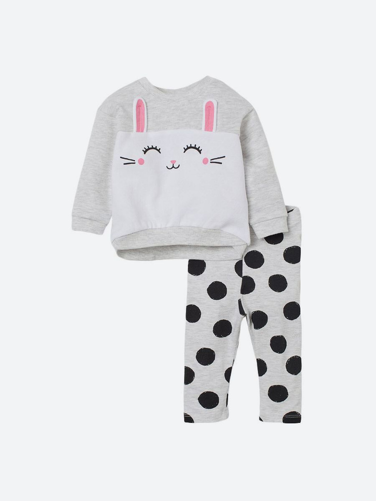 Пятилетние девочки без одежды. Детские одежда little. Little maven платье. Bonito костюм. A little что это в одежде.