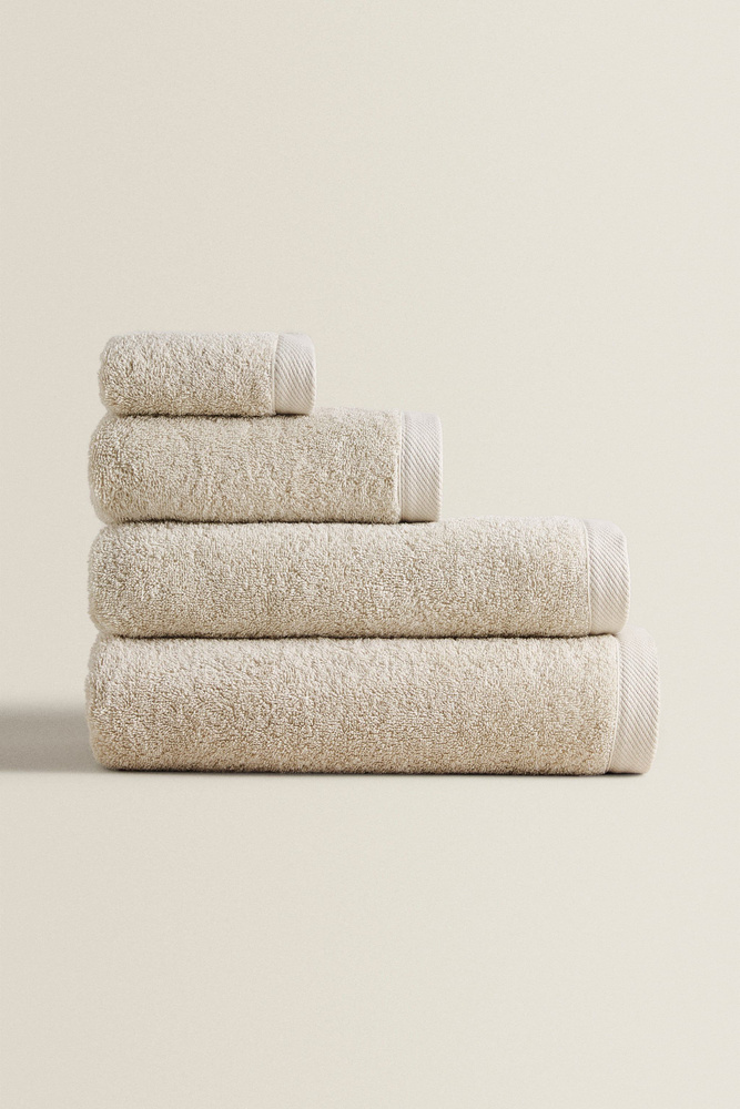 Полотенце ZARA HOME Жаккардовое полотенце с кисточками 30 x 50 Полотенце ZARA HOME Жаккардовое полотенце с кисточками 30 x 50