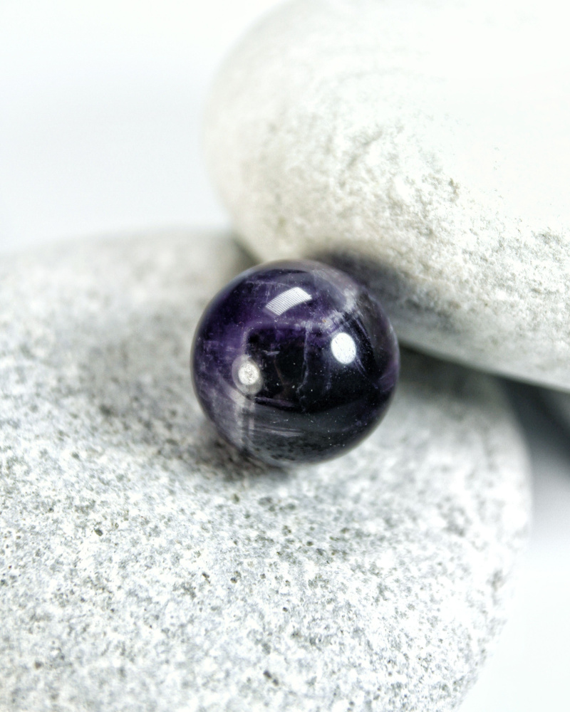 Аметист - шар, натуральный камень, диаметр 21-23 мм, 1 шт - для декора, поделок, бижутерии  #1