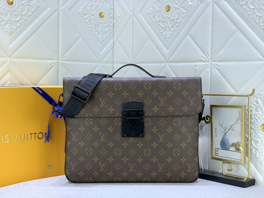 Louis Vuitton Портфель #1