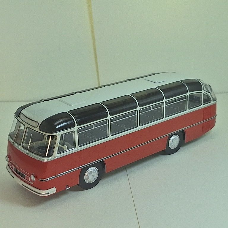 Коллекционная модель автобуса MODIMIO Collections ЛАЗ-695 - купить в ...