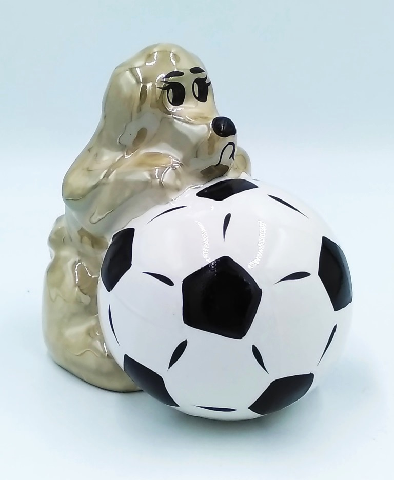 Статуэтка Собака с мячом 13см керамическая #1