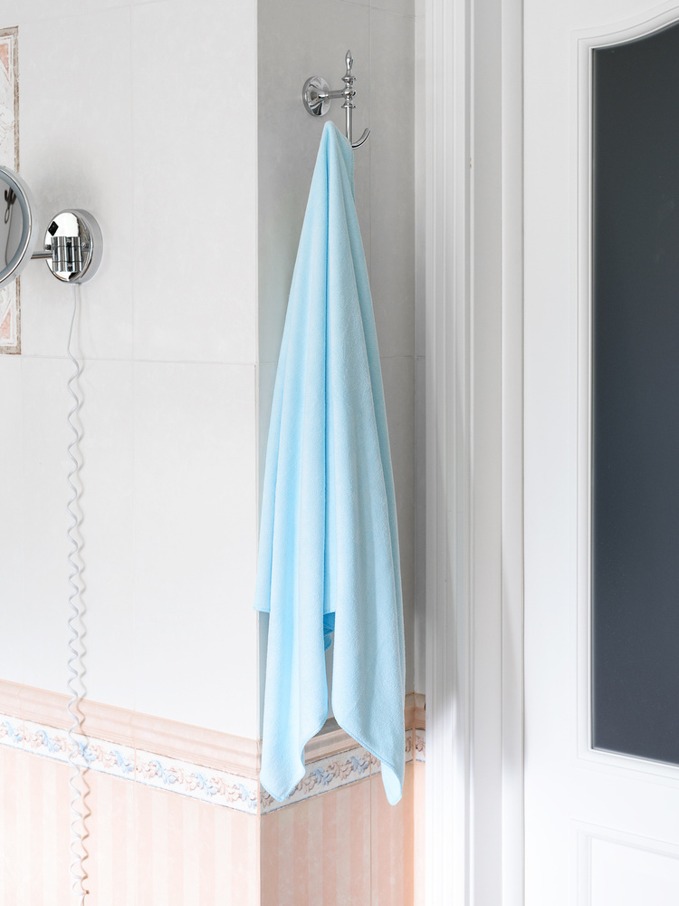 Birdhouse, Банное полотенце в ванную для рук, ног и лица, Пляжное полотенце для тела, 70х140 см., голубое #1