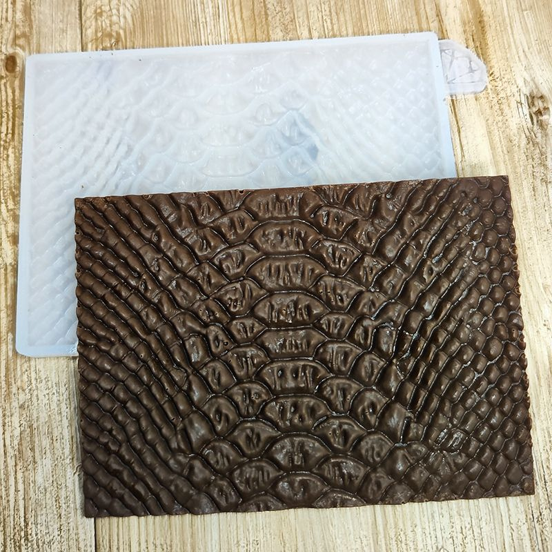 Силиконовая форма для шоколадных плиток Brilliant Mold. Молд Кожа крокодила  #1