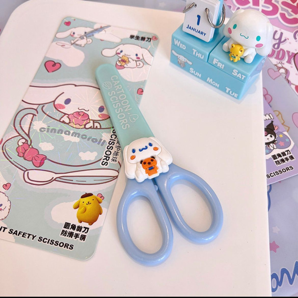 Ножницы канцелярские детские с закругленными лезвиями в чехле Cinnamoroll друзья Hello Kitty  #1