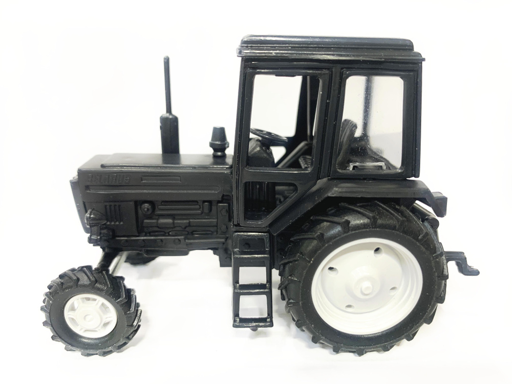 Трактор МТЗ-82 пластик 2х цветный(черный) 1:43 160056 #1
