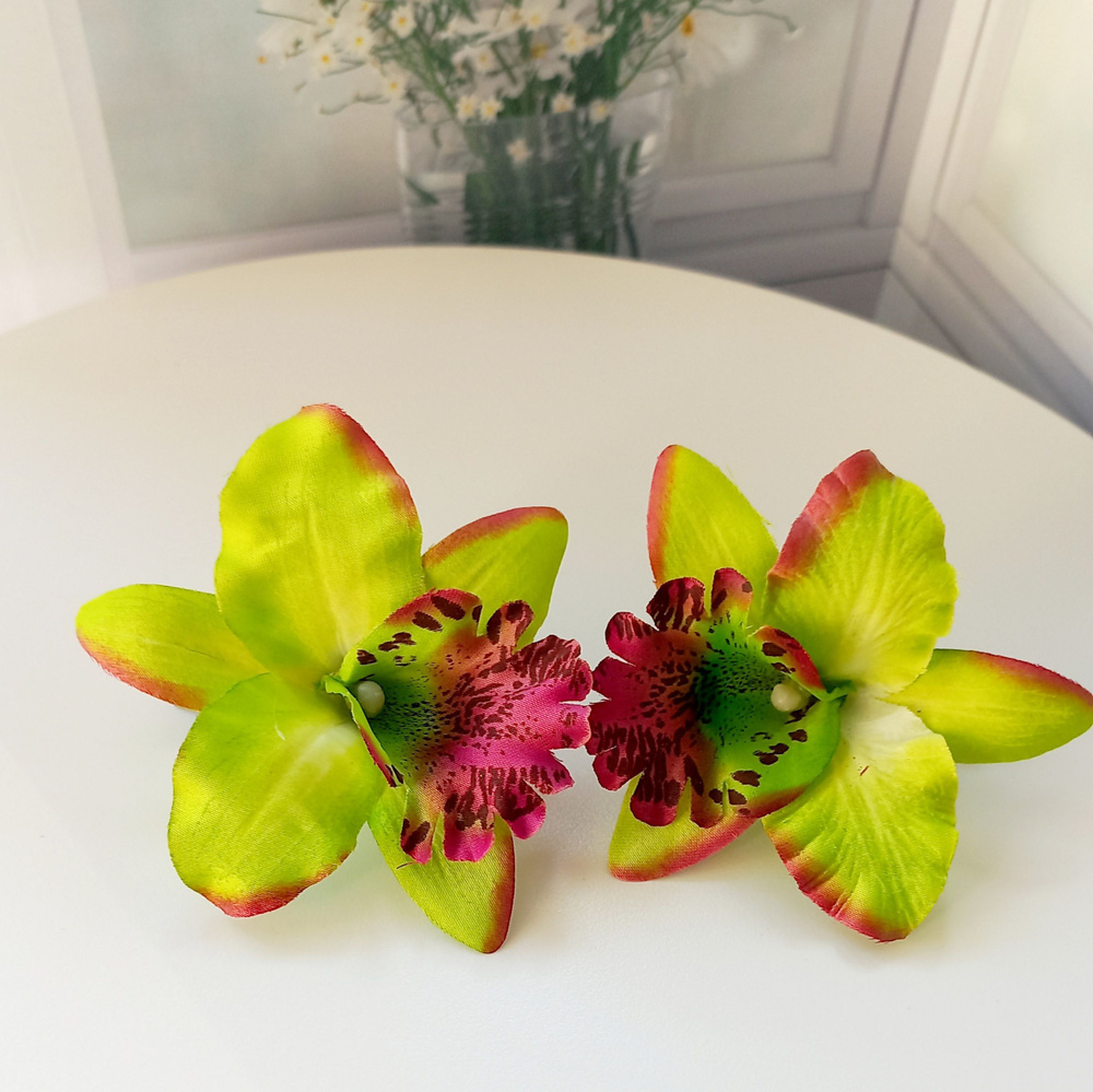 Комплект двух заколок "Тропический цветок Орхидея", зеленый  #1