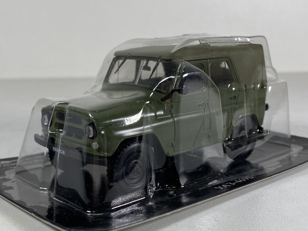 Модель коллекционная автомобиля УАЗ 469б / масштаб 1:43 #1