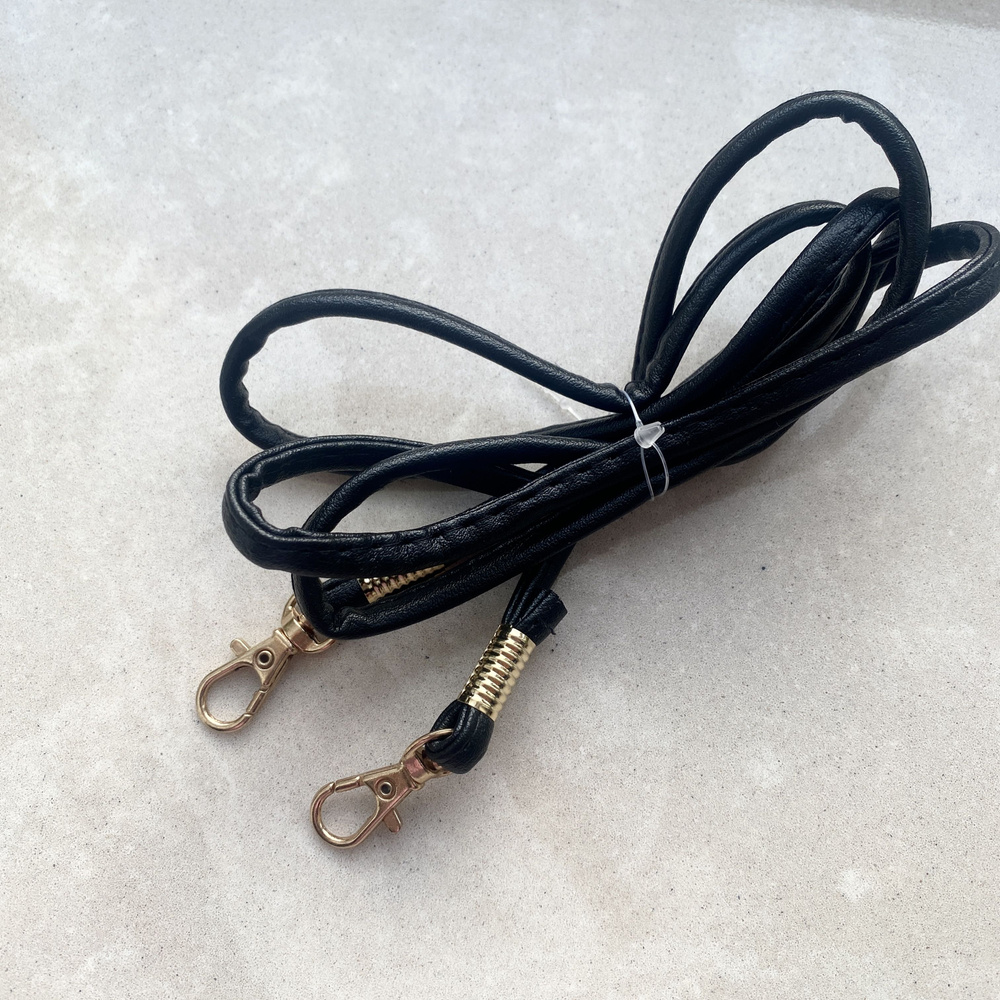 Ручка-шнурок для сумки черная с карабинами 120*0,6см золото  #1