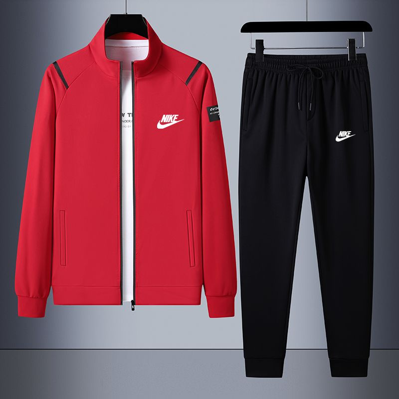 Костюм спортивный Nike #1