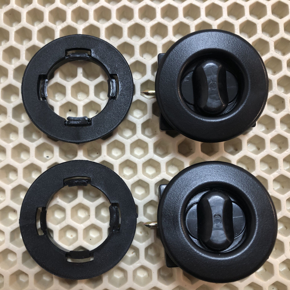 Коврики в салон автомобиля Крепеж вкрутка ( клипсы) для ковриков ...