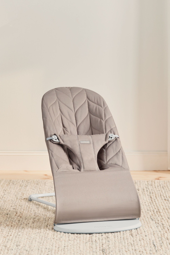 Кресло-шезлонг BabyBjorn Bliss Woven Petal quilt Sand Grey 0063.17 #1