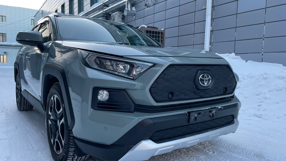 Утеплитель радиатора и бампера для Toyota RAV4 Тойота Рав 4 adventure (2018- н.в.) С парктрониками  #1