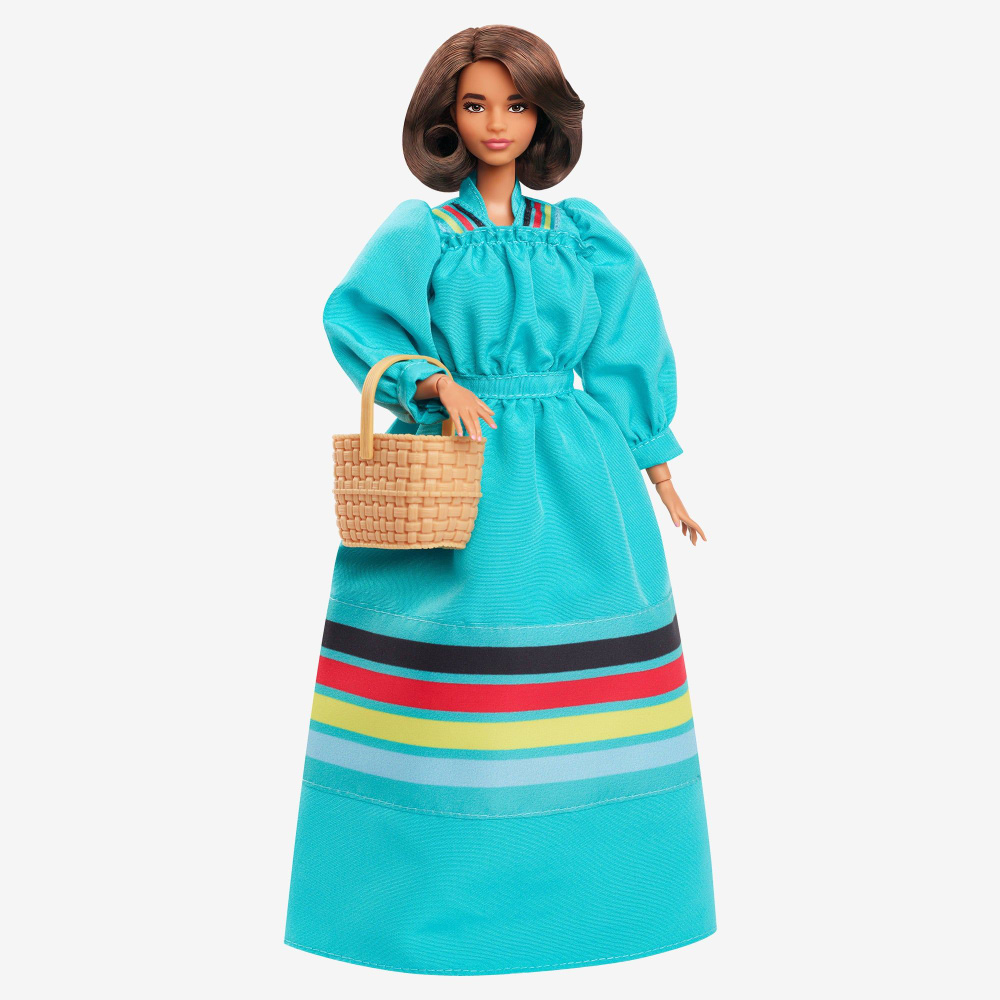 Кукла Barbie Inspiring Women Principal Chief Wilma Mankiller (Барби Главный начальник Вилма Мэнкиллер) #1