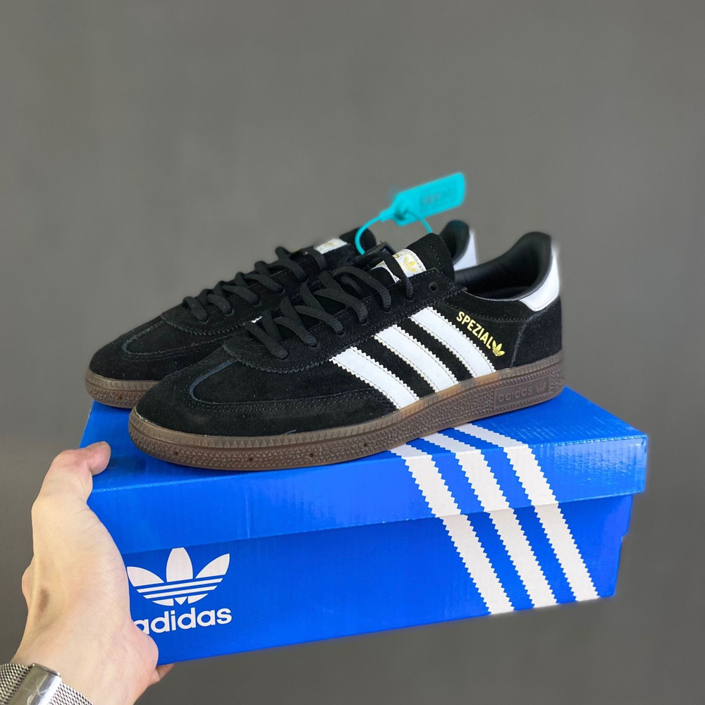 Кроссовки adidas Originals Spezial #1