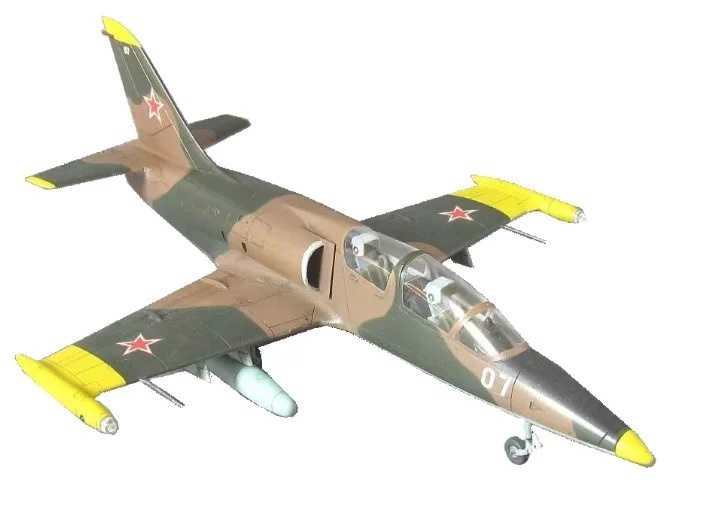 Сборная модель "Самолёт Л-39 "Альбатрос" #1