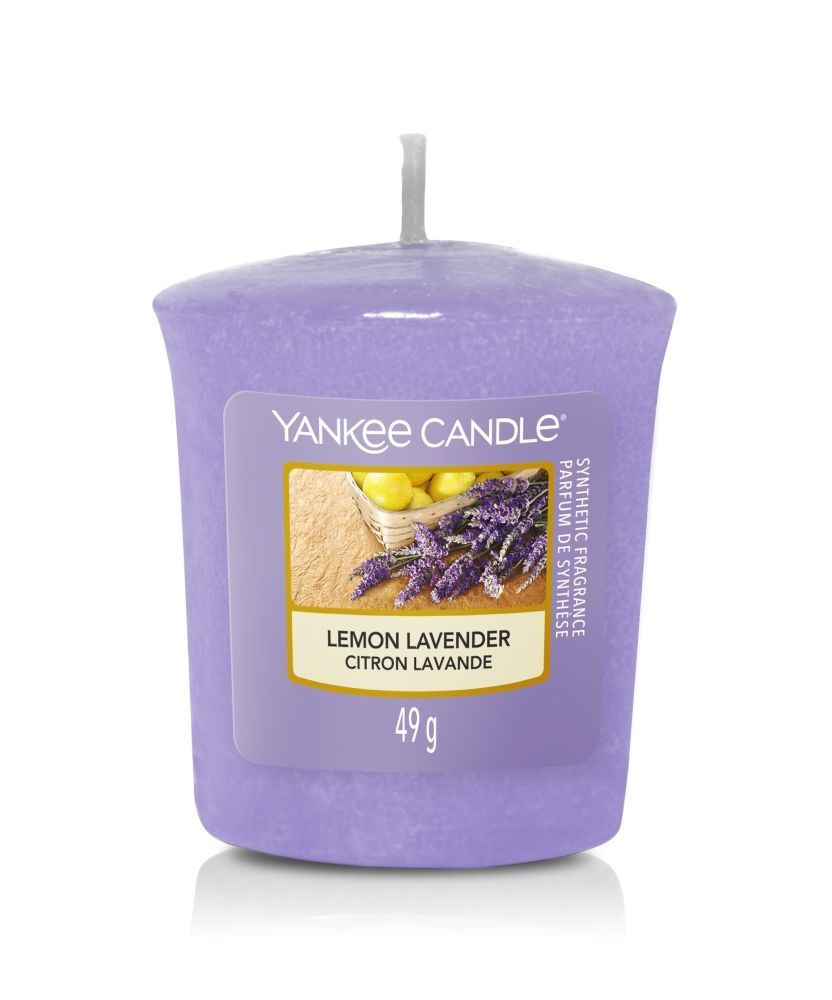 Yankee Candle Свеча ароматическая "Лимон и Лаванда", 6 см х 6 см, 1 шт  #1