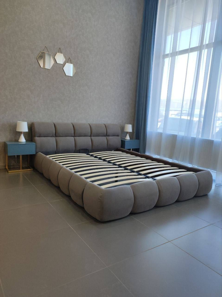 VIERO Кровать Касабланка мягкое изголовье с размером спального места 180х200 с ортопедическим основанием #1