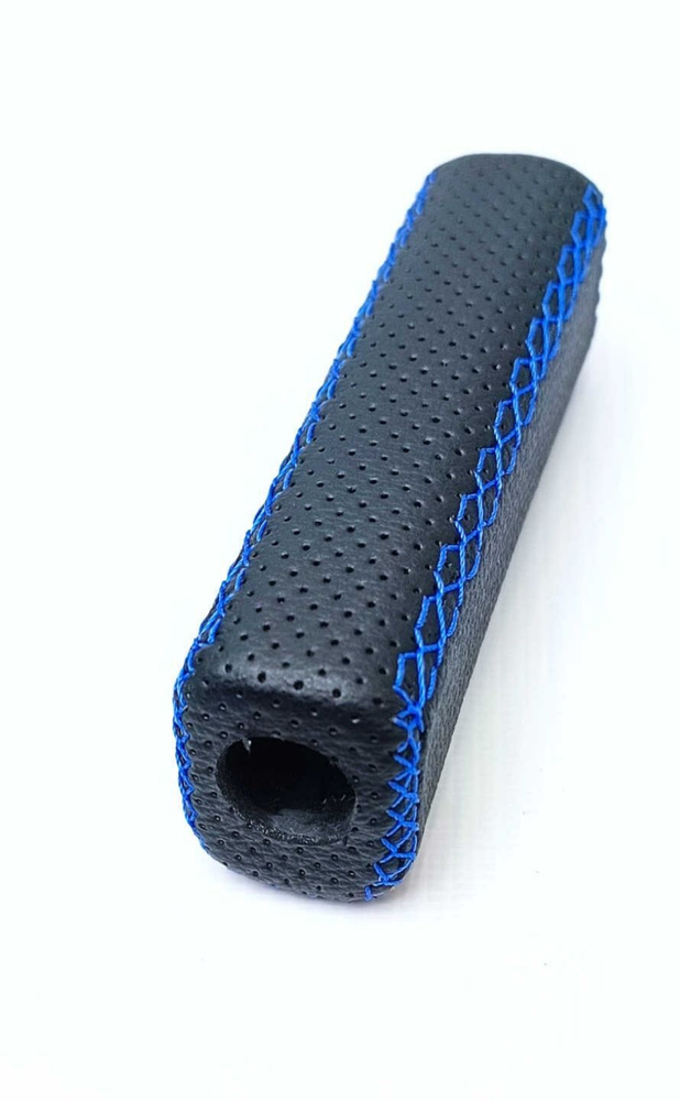 Ручка ручника в коже (синяя нить) для автомобиля Лада #1