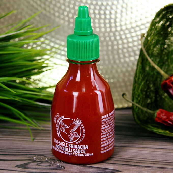 Uni-Eagle cоус "Шрирача/Shriracha Hot Chilli Sauce" (0,230кг/210мл) пласт. бут. (Тайланд)  #1