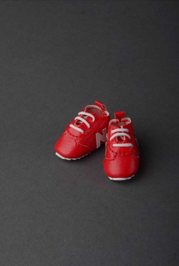 Кроссовки для БЖД кукол Dollmore 12inch Trudy Sneakers Red (красные, для кукол Доллмор / Блайз / Пуллип #1