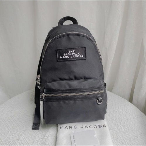 Marc jacobs 2024 large backpack