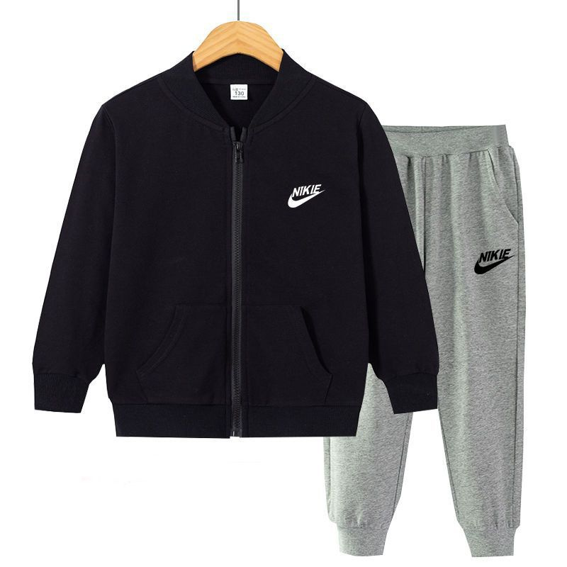 Костюм спортивный Nike #1