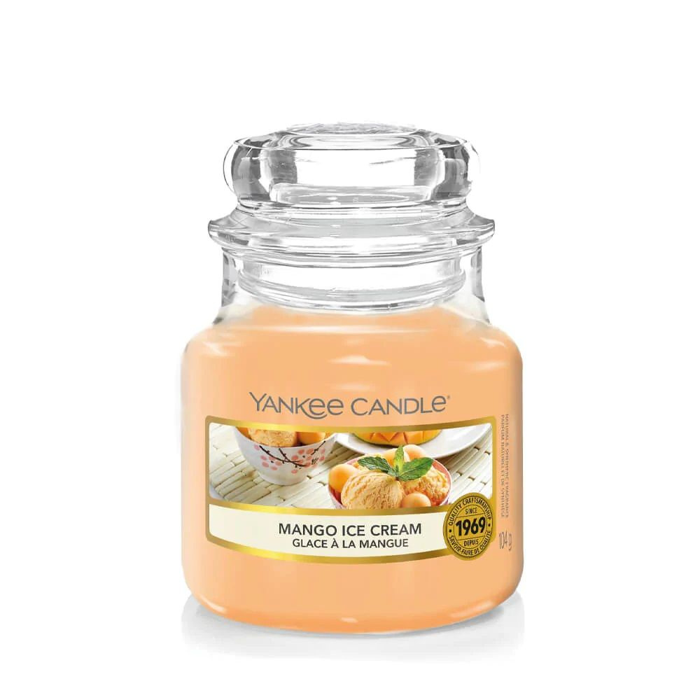 Yankee Candle Свеча ароматическая "Мороженое из манго" #1