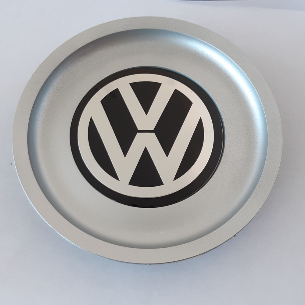 Заглушка литого диска для VW 155/57/11мм черно-серебристый с хромом *322326  #1