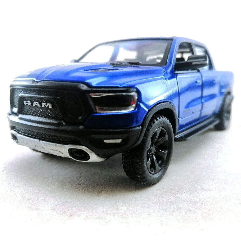 Машинка металлическая Додж Рам Dodge Ram 1500 2019 Kinsmart 1:46 5413DKT инерционная, цвет Синий  #1