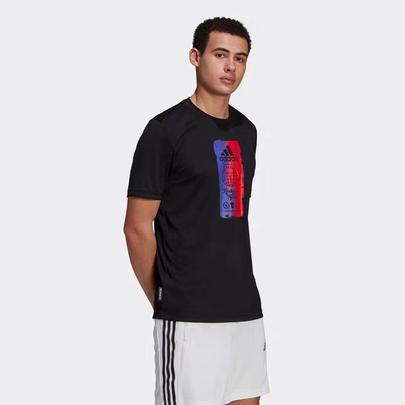 Футболка adidas Sportswear #1