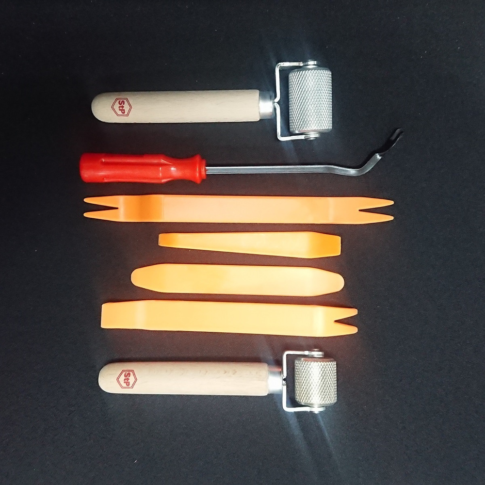 Валик прикаточный металлический для шумоизоляции. Набор инструмента для ...